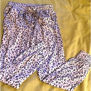Brand new, never worn leopard print jogger pants. Very comfortable and cute